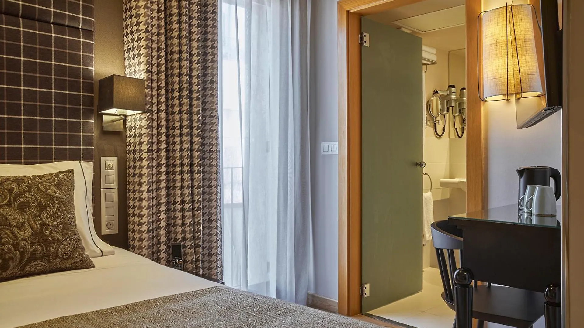 Hesperia Barcelona Barri Gotic Hotel