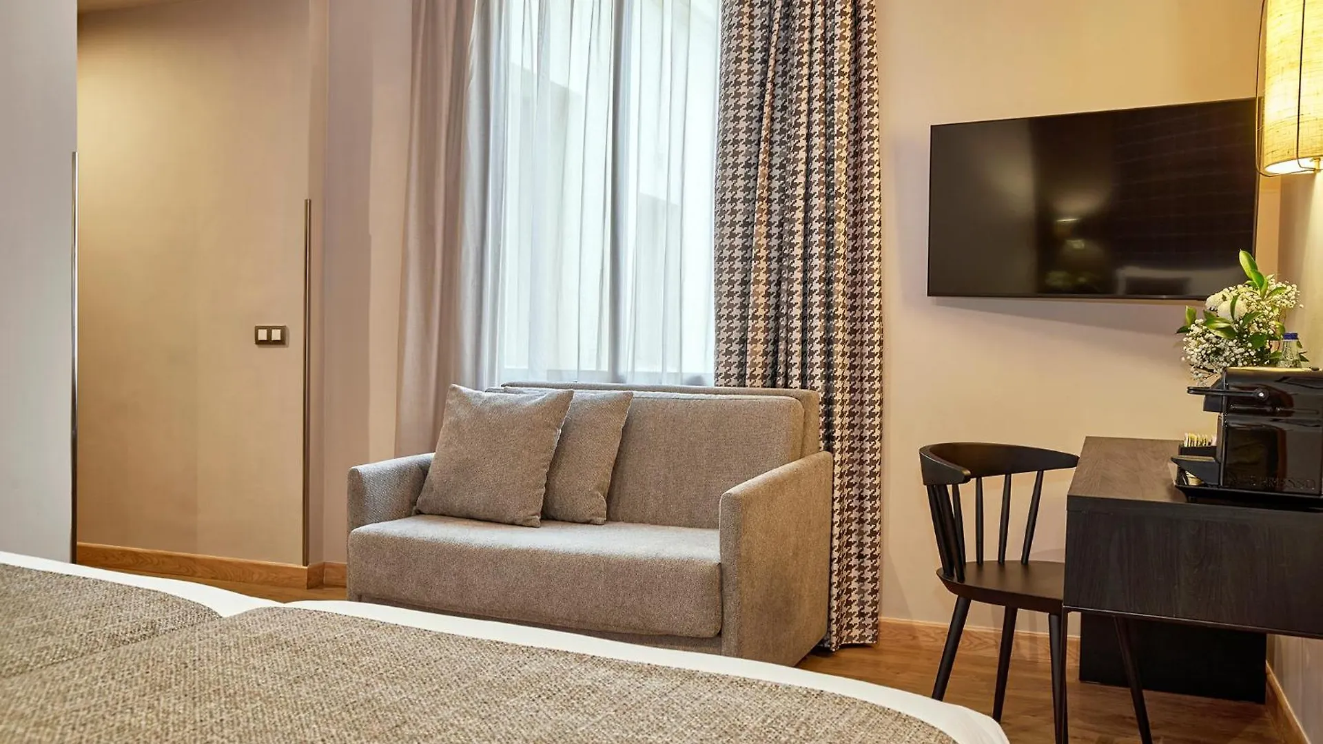 Hesperia Barcelona Barri Gotic Hotel
