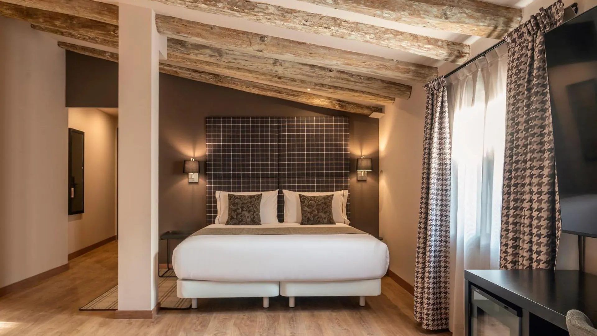 Hesperia Barcelona Barri Gotic Hotel 3*,