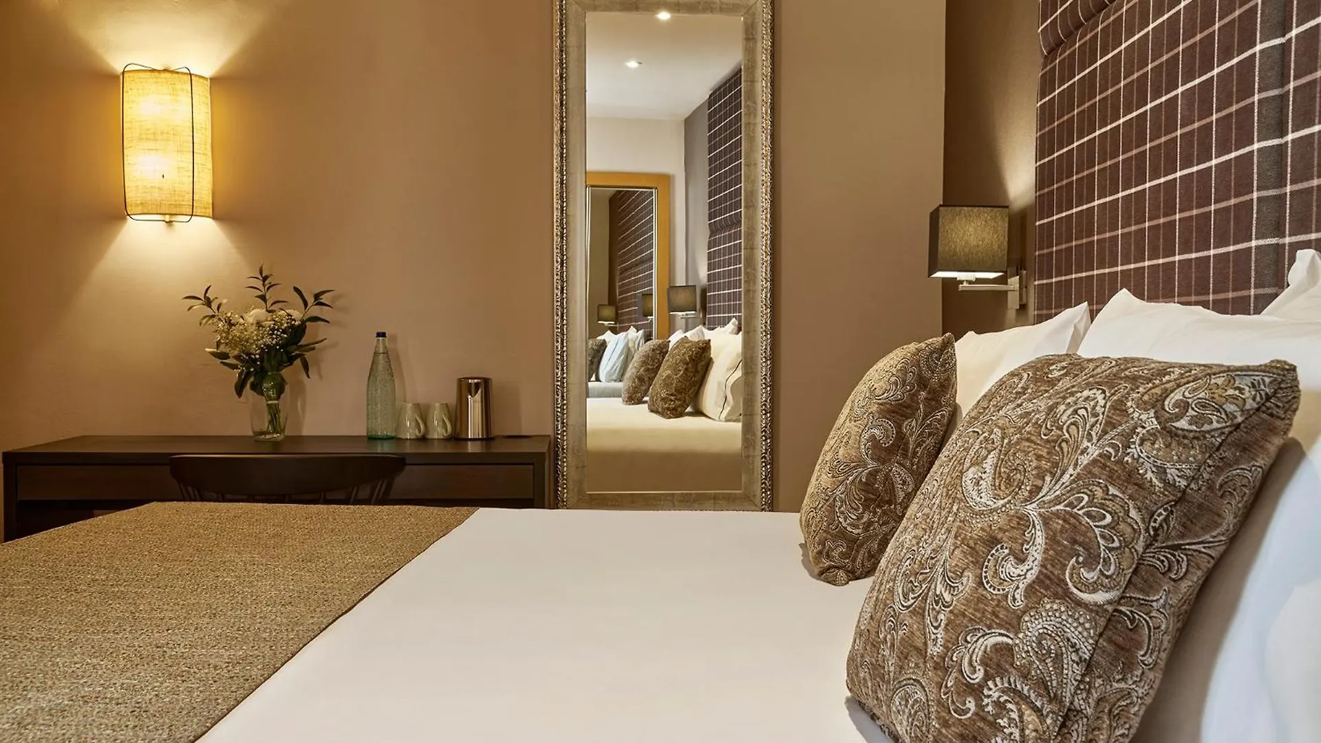 Hesperia Barcelona Barri Gotic Otel
